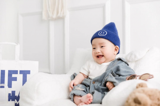 借卵生子机构孕妇肚子上长小红点 借卵生子机构孕妇肚子上长小红点